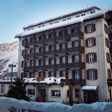 The Dom - The Dom Collection Hotel